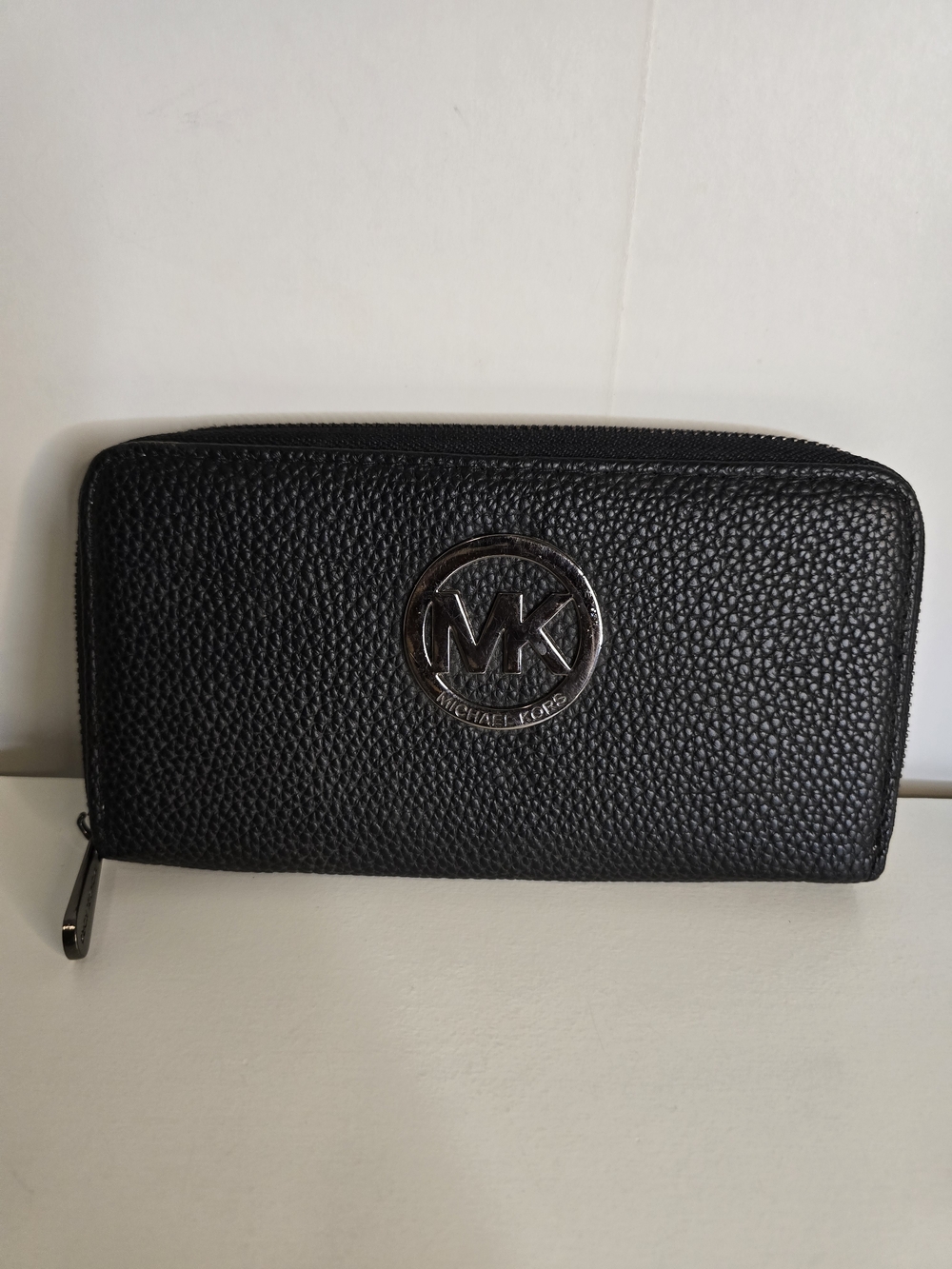 Michael Kors Black Pebbled Zip Wallet